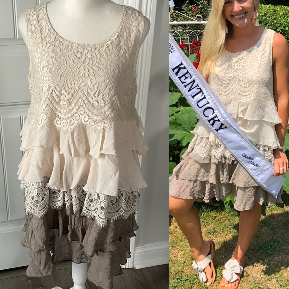 Chic Lace Cream and Tan Tiered Dress (size small)